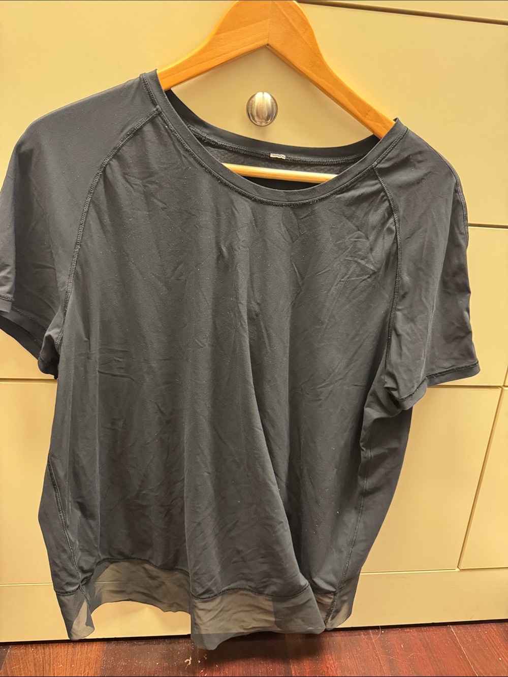 lululemon athletica Short Sleeve Crew Tee in Charcoal